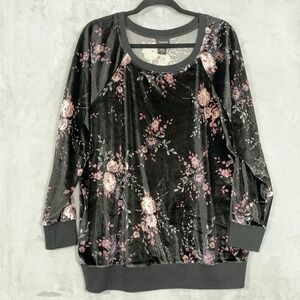 TORRID Women Velvet Floral Top Plus 2X Floral Black Whimsigoth Comfy